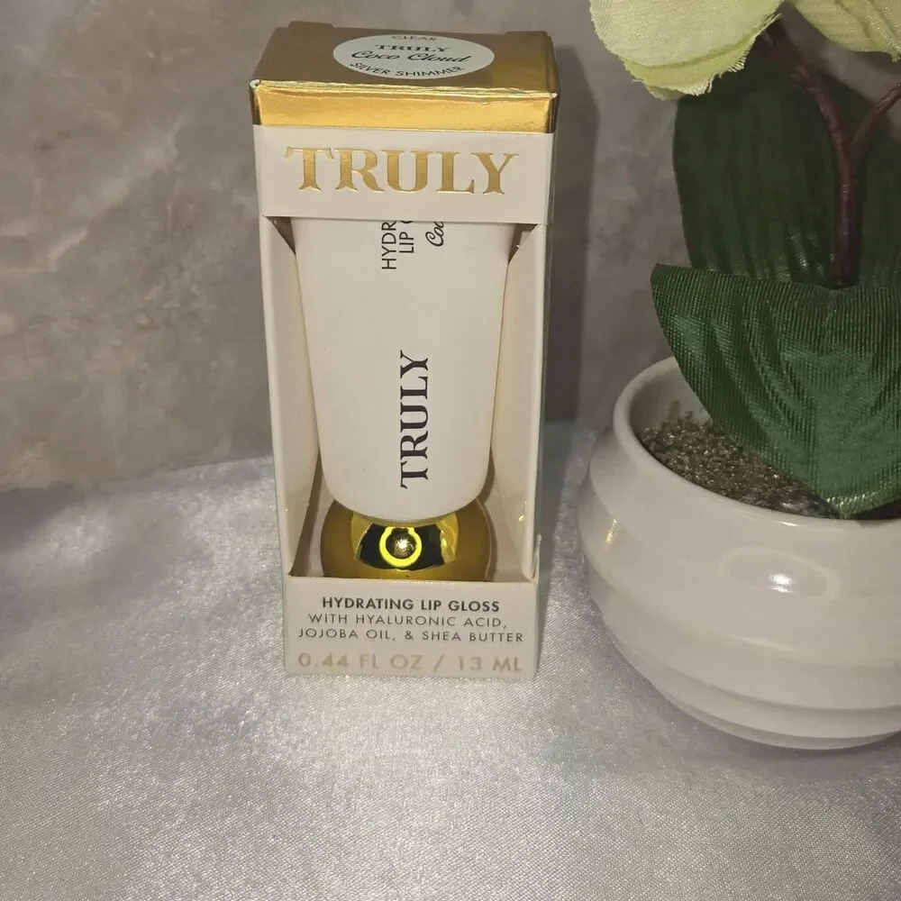 Truly Lip Gloss in 